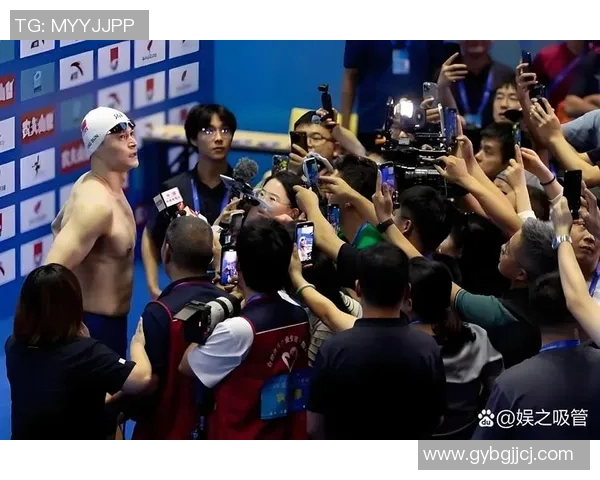 游泳明星李青峰突破极限勇夺世界冠军背后的成长故事