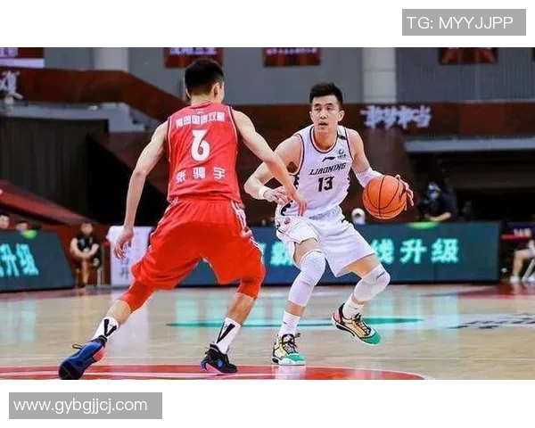 重庆篮球队与成都篮球队赛后复盘分析个人能力的对比与启示